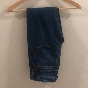 Joe’s skinny crop jeans size 26